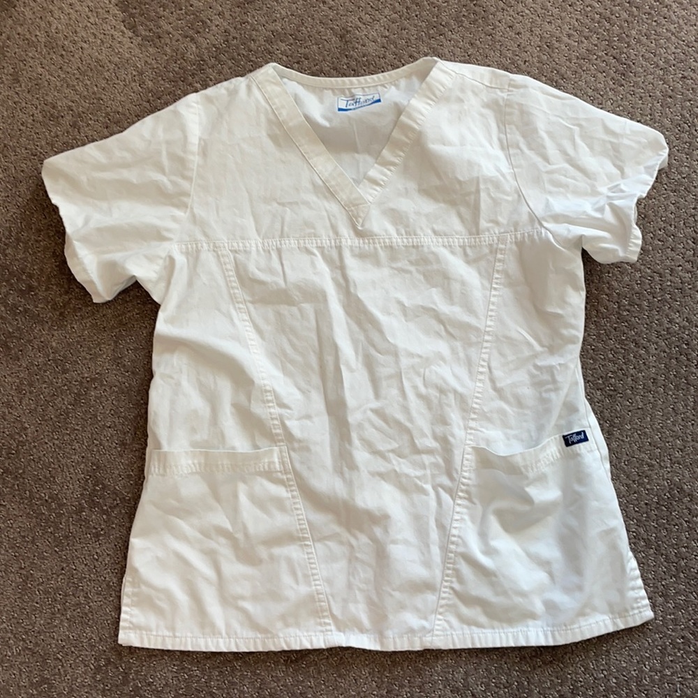 Tafford Uniforms Scrub Top in White